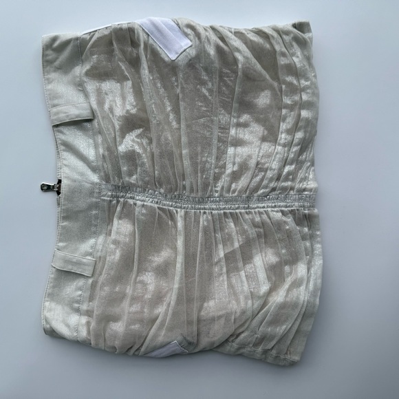 Vintage Dolce & Gabbana silver shimmer ruched sheer mini skirt size 42 (medium) - Picture 8 of 8